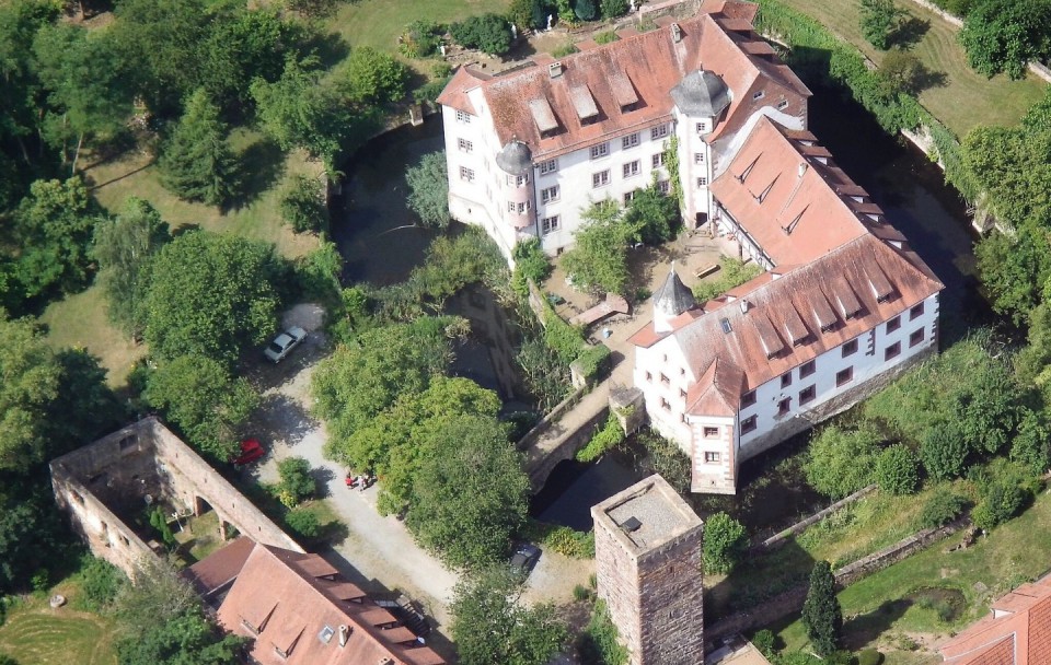 (c) Schloss-lohrbach.de